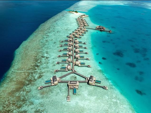 Best Beachfront Hotels In Maldives for Unforgettable Stays