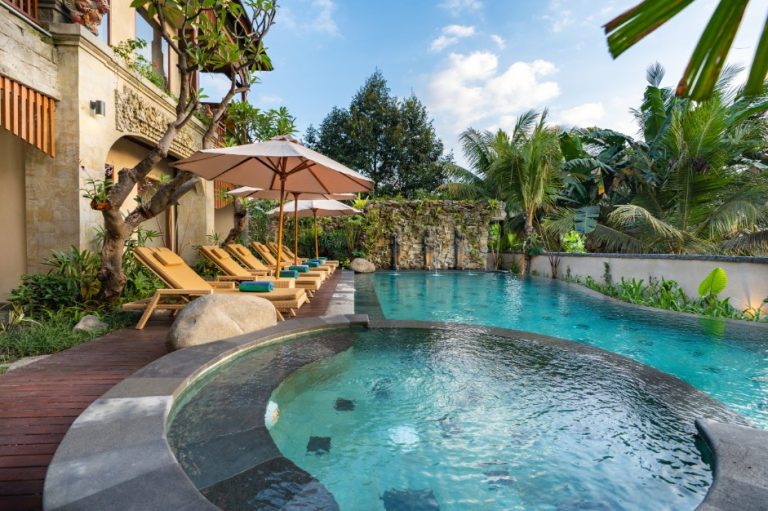 Best Luxury Hotels For Honeymoon Couples Experience Bliss