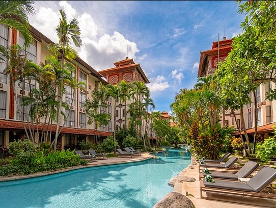 Best Luxury Hotels With Airport Shuttle Experience Redefined